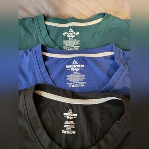 Set Of 3,  Mountain Ridge V-Neck Men's Tee Black/Blue/Green, Size 3XL